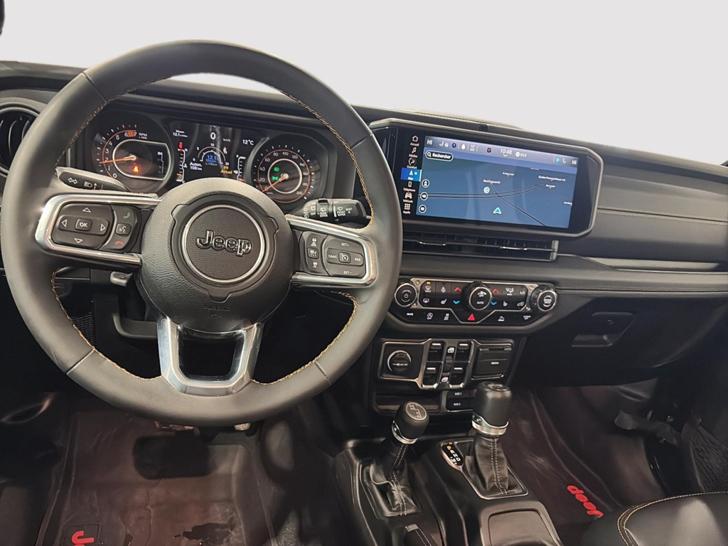 2024 Jeep WRANGLER 4-Door SAHARA in Saint-Hyacinthe, Quebec - 7 - w1024h768px