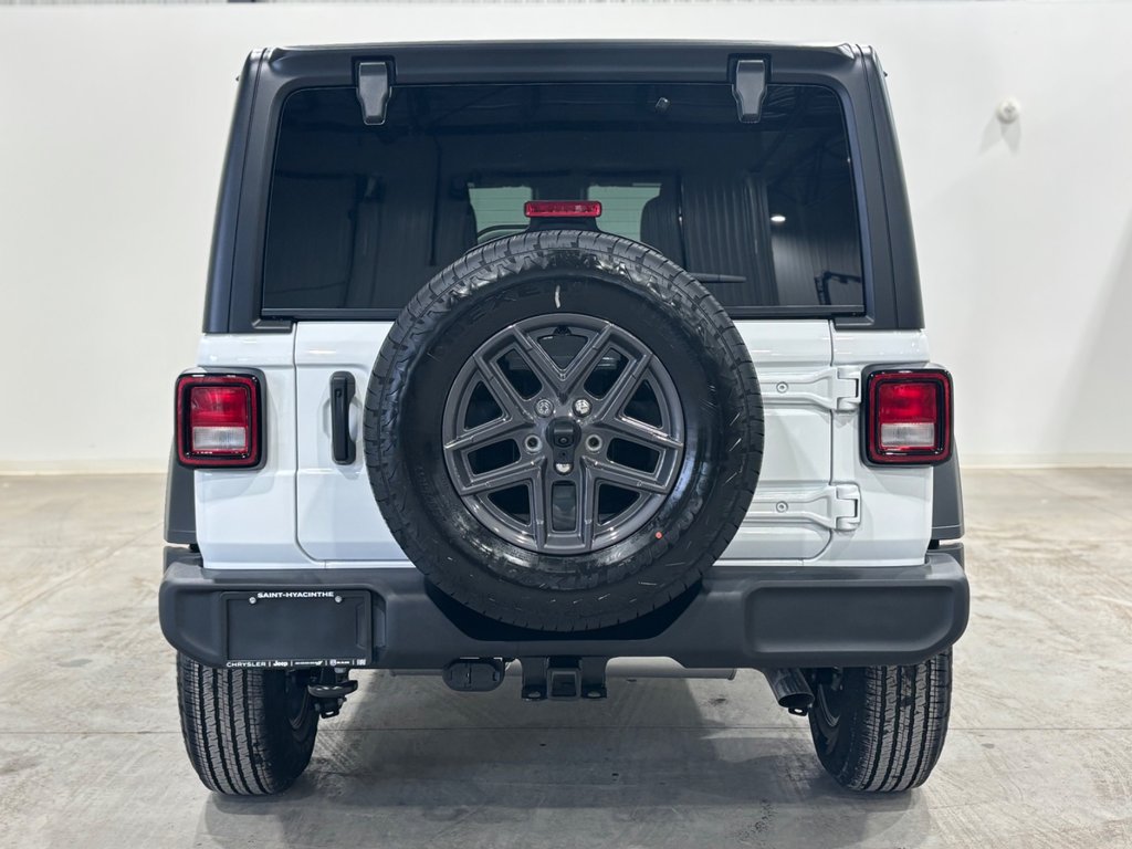 2025 Jeep WRANGLER 4-Door SPORT S in Saint-Hyacinthe, Quebec - 5 - w1024h768px