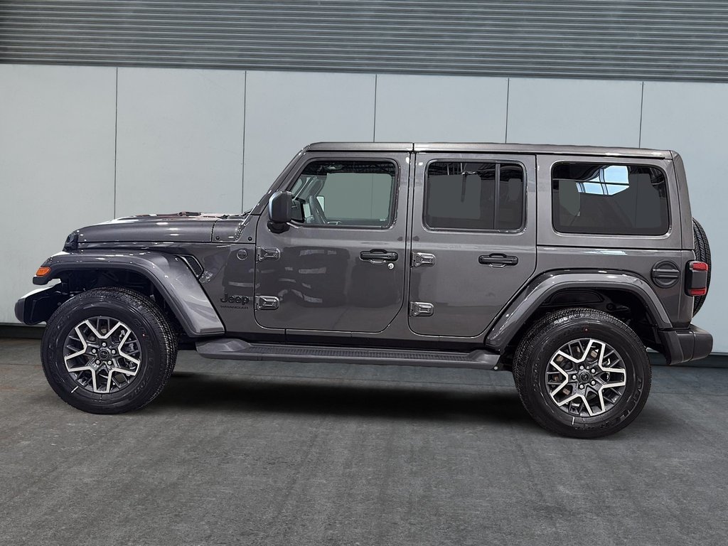 Jeep Wrangler 4-Door SAHARA 2026 à Saint-Hyacinthe, Québec - 5 - w1024h768px