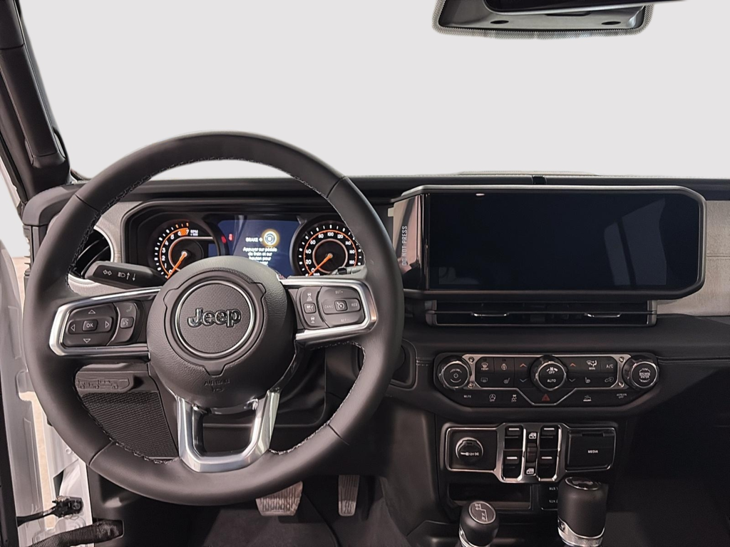 2026 Jeep Wrangler 4-Door SAHARA in Saint-Hyacinthe, Quebec - 7 - w1024h768px
