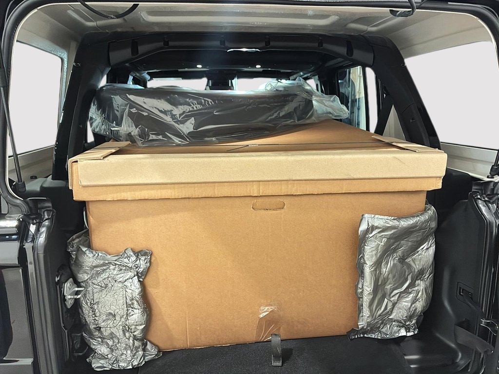 2026 Jeep Wrangler 4-Door SAHARA in Saint-Hyacinthe, Quebec - 6 - w1024h768px