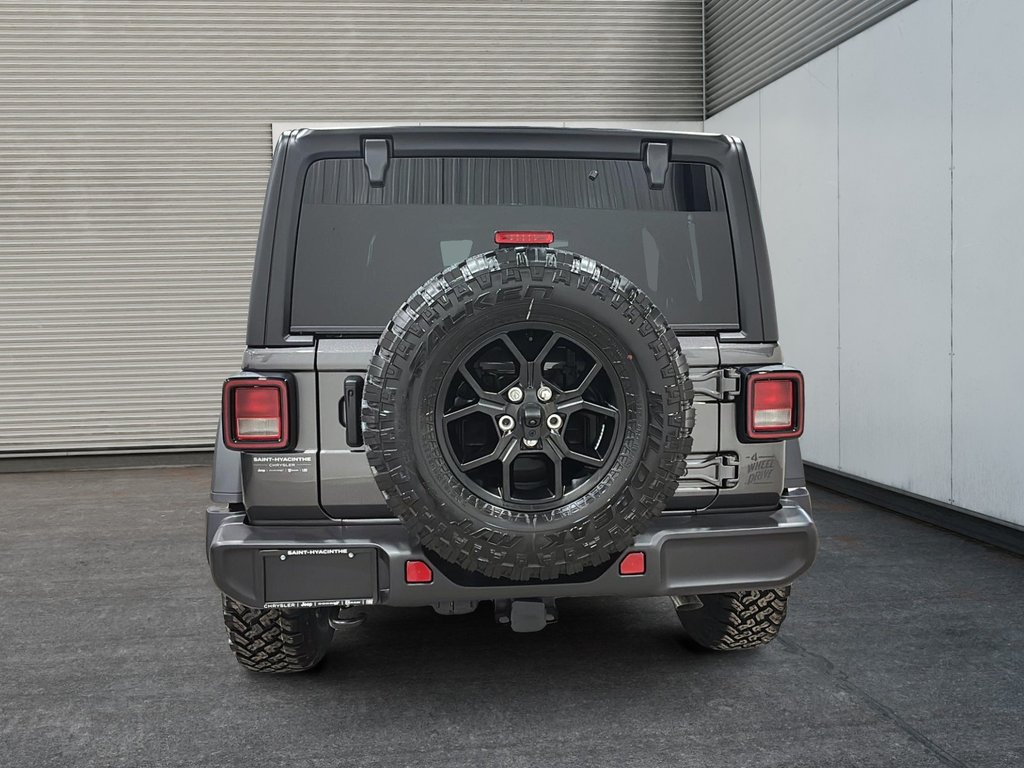 2026 Jeep Wrangler 4-Door WILLYS in Saint-Hyacinthe, Quebec - 3 - w1024h768px