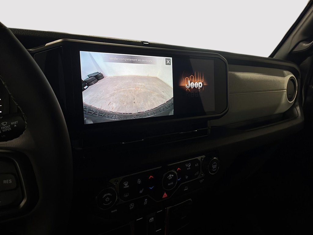 2026 Jeep Wrangler 4-Door WILLYS in Saint-Hyacinthe, Quebec - 14 - w1024h768px