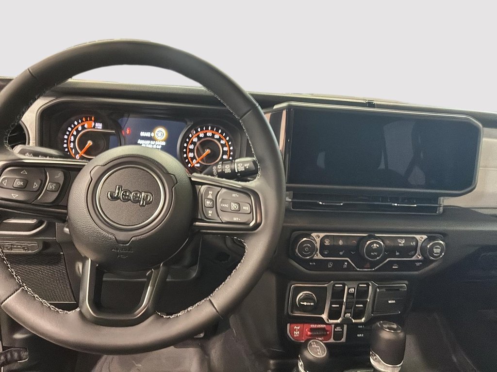 2026 Jeep Wrangler 4-Door WILLYS in Saint-Hyacinthe, Quebec - 9 - w1024h768px