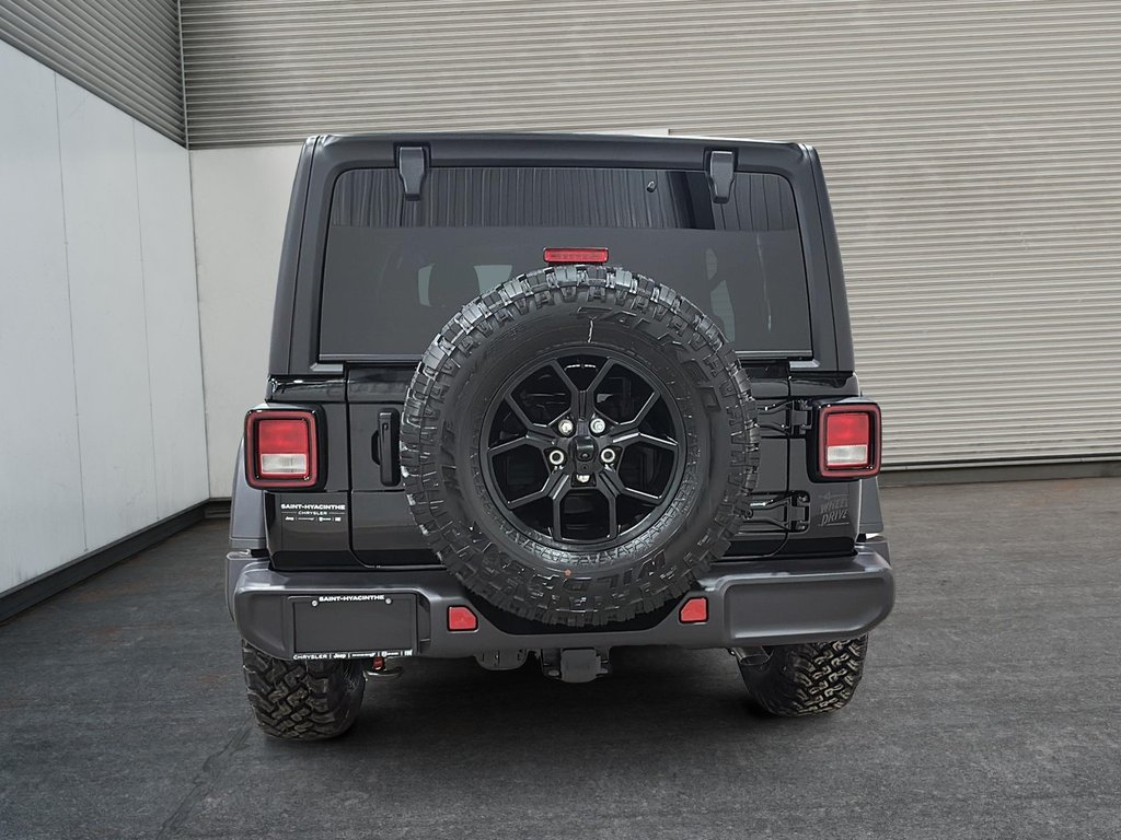 2026 Jeep Wrangler 4-Door WILLYS in Saint-Hyacinthe, Quebec - 3 - w1024h768px