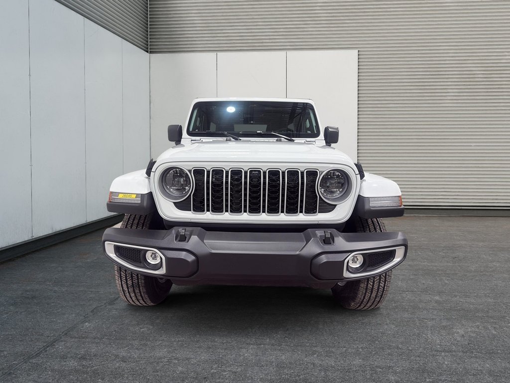 2026 Jeep Wrangler 4-Door SAHARA in Saint-Hyacinthe, Quebec - 2 - w1024h768px