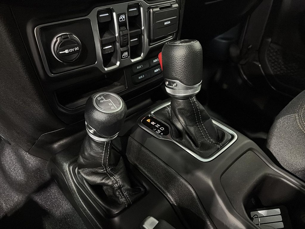 Jeep Wrangler 4-Door SPORT S 2026 à Saint-Hyacinthe, Québec - 13 - w1024h768px