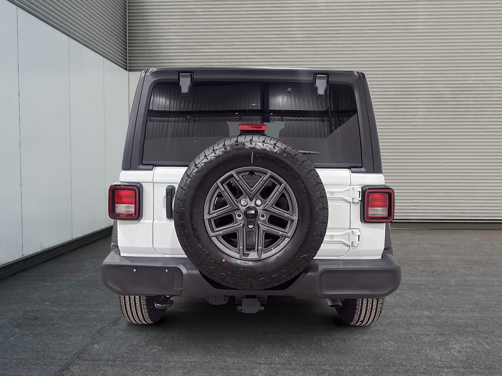 Jeep Wrangler 4-Door SPORT S 2026 à Saint-Hyacinthe, Québec - 4 - w1024h768px
