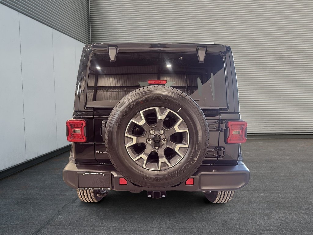2026 Jeep Wrangler 4-Door SAHARA in Saint-Hyacinthe, Quebec - 3 - w1024h768px