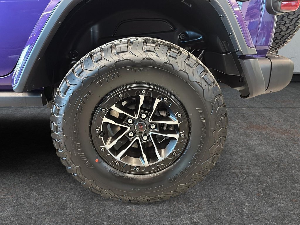 2026 Jeep Wrangler 4-Door RUBICON in Saint-Hyacinthe, Quebec - 6 - w1024h768px