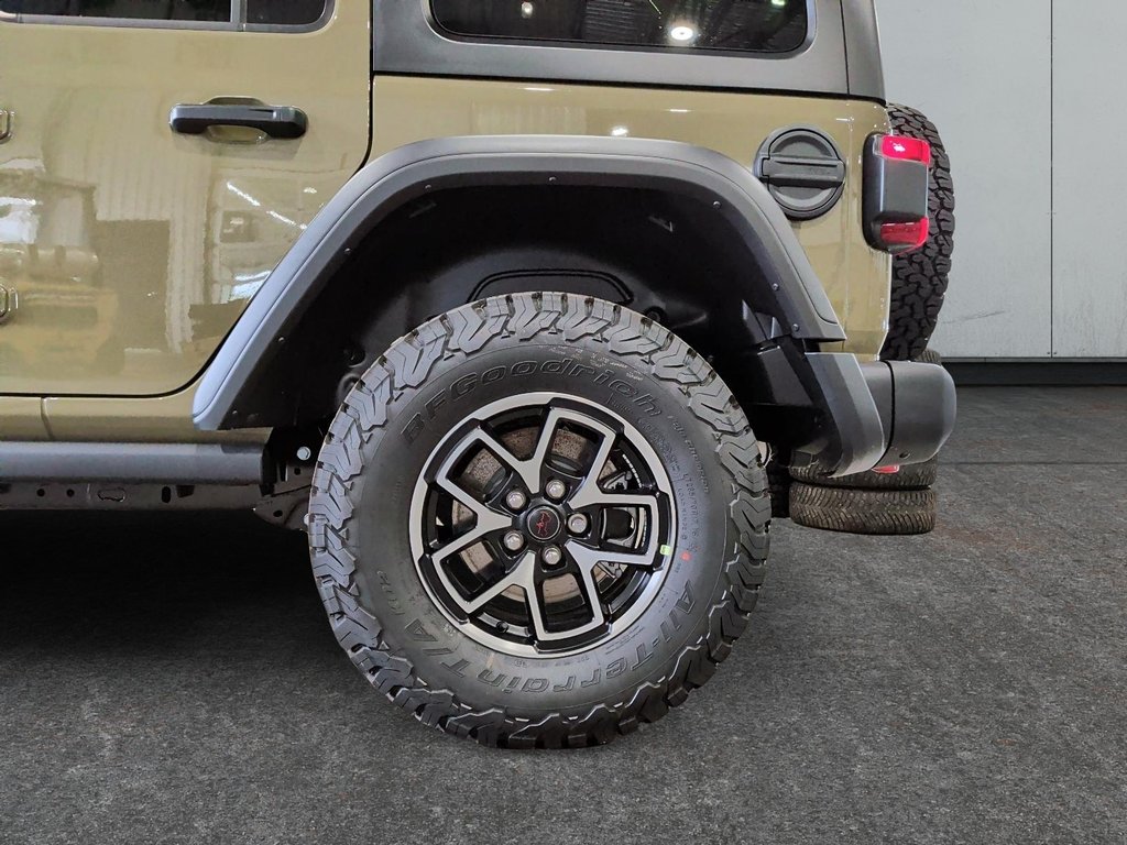 2026 Jeep Wrangler 4-Door RUBICON in Saint-Hyacinthe, Quebec - 6 - w1024h768px