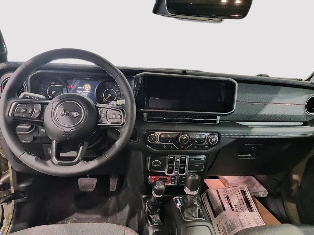 2026 Jeep Wrangler 4-Door RUBICON in Saint-Hyacinthe, Quebec - 8 - w1024h768px