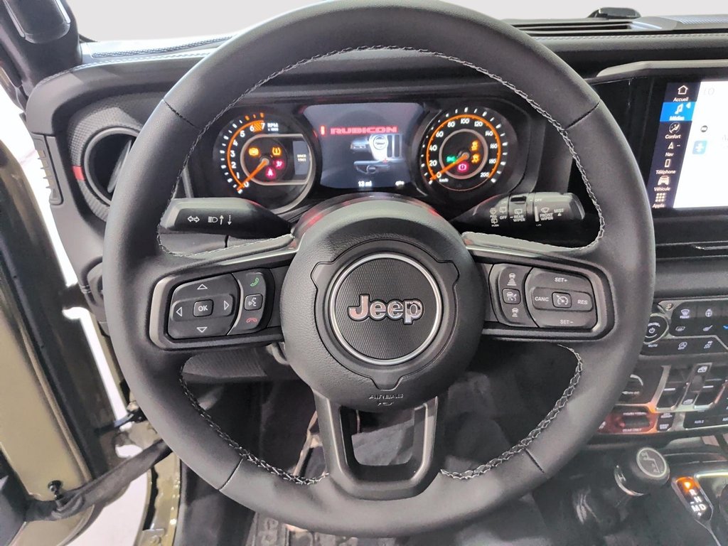 2026 Jeep Wrangler 4-Door RUBICON in Saint-Hyacinthe, Quebec - 10 - w1024h768px