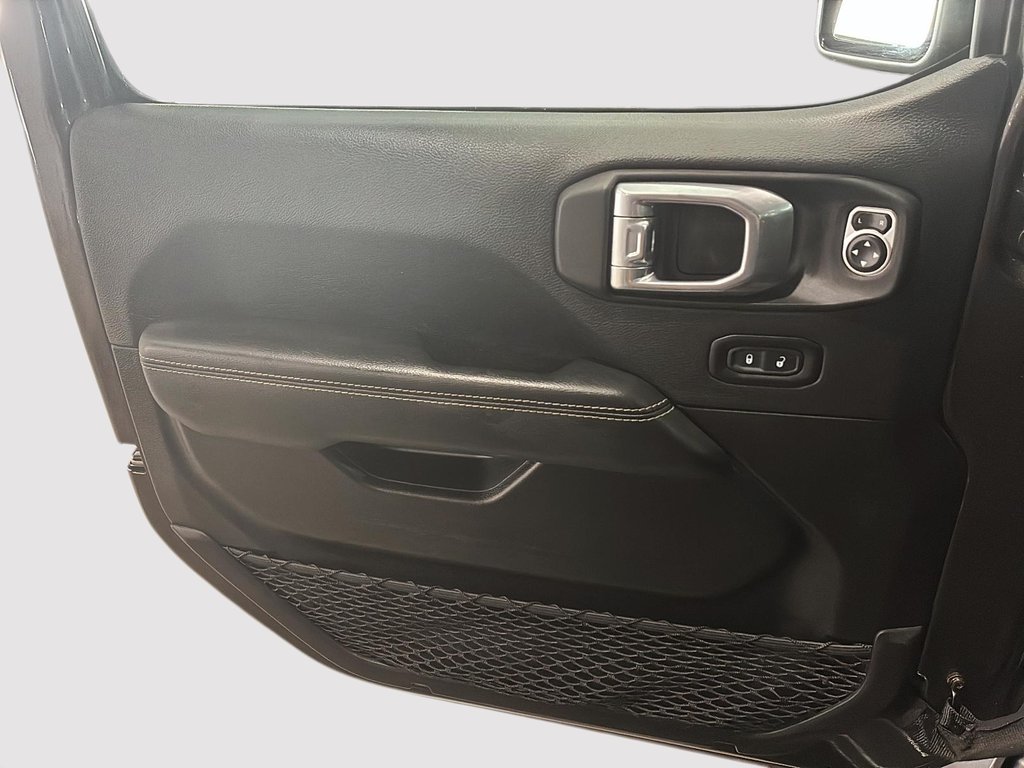 Jeep Wrangler 4xe Unlimited Sahara 2021 à Saint-Hyacinthe, Québec - 10 - w1024h768px