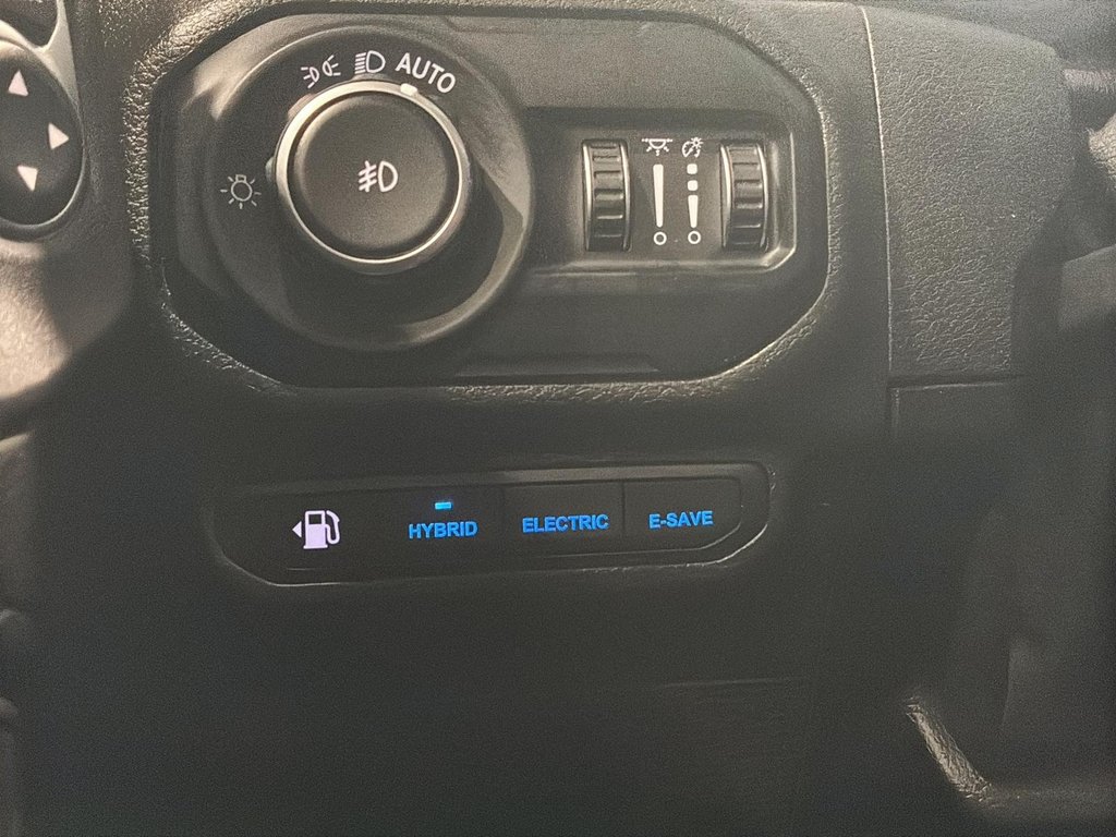 Jeep Wrangler 4xe Unlimited Sahara 2021 à Saint-Hyacinthe, Québec - 18 - w1024h768px