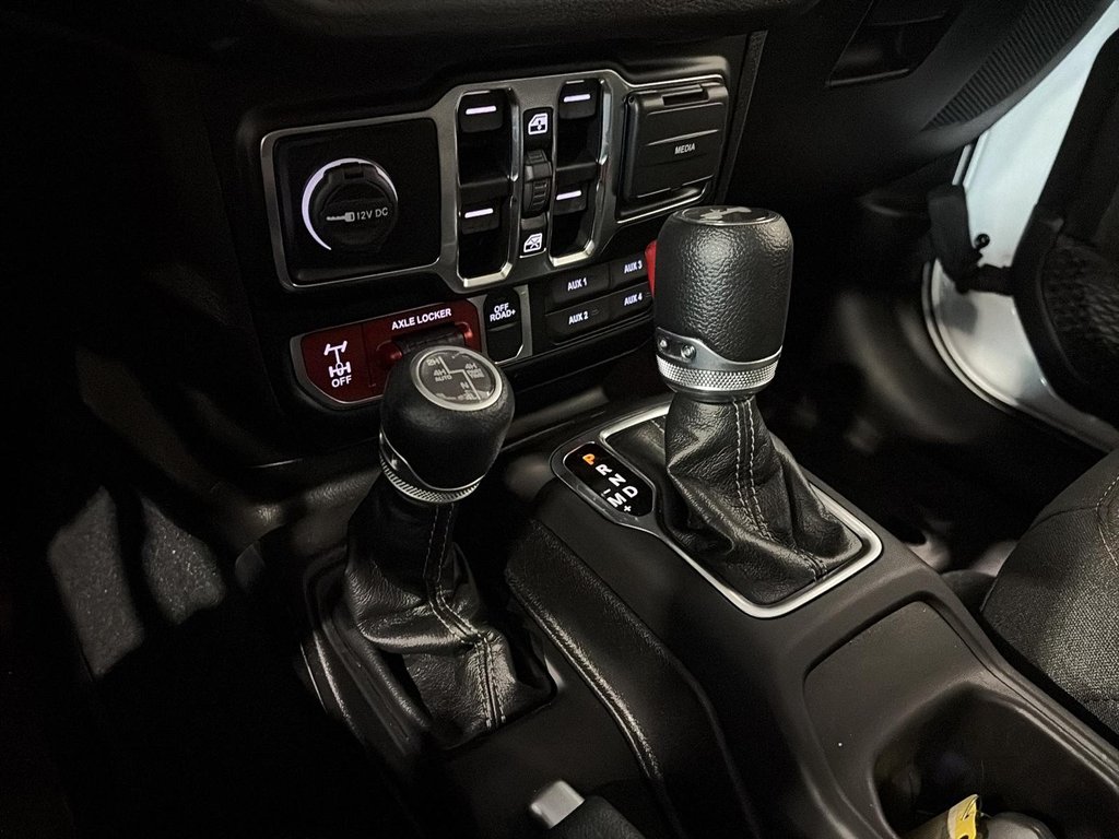 Jeep Wrangler 4xe Willys 2024 à Saint-Hyacinthe, Québec - 13 - w1024h768px