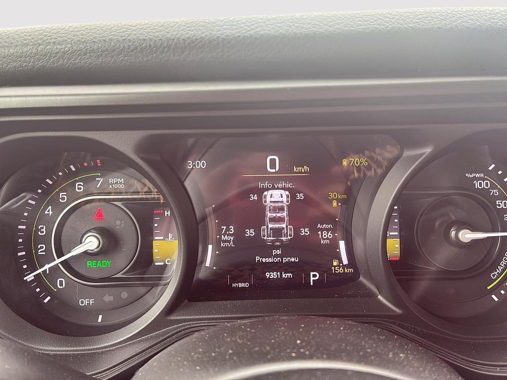2024 Jeep Wrangler 4xe Willys in Saint-Hyacinthe, Quebec - 12 - w1024h768px