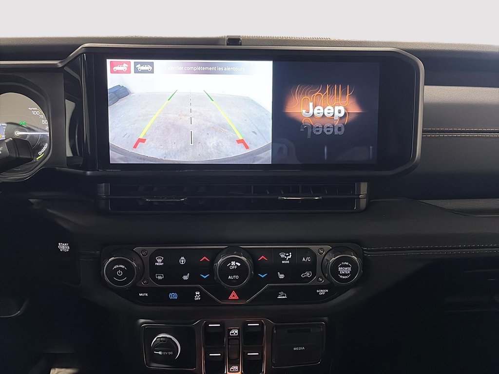 Jeep Wrangler 4xe Sahara 4XE - 2 TOITS INCLUS!!! 2024 à Saint-Hyacinthe, Québec - 14 - w1024h768px