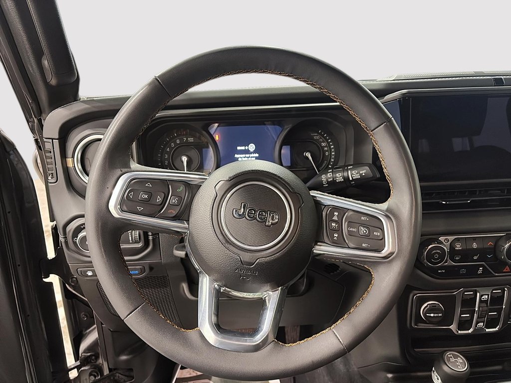 Jeep Wrangler 4xe Sahara 2024 à Saint-Hyacinthe, Québec - 11 - w1024h768px