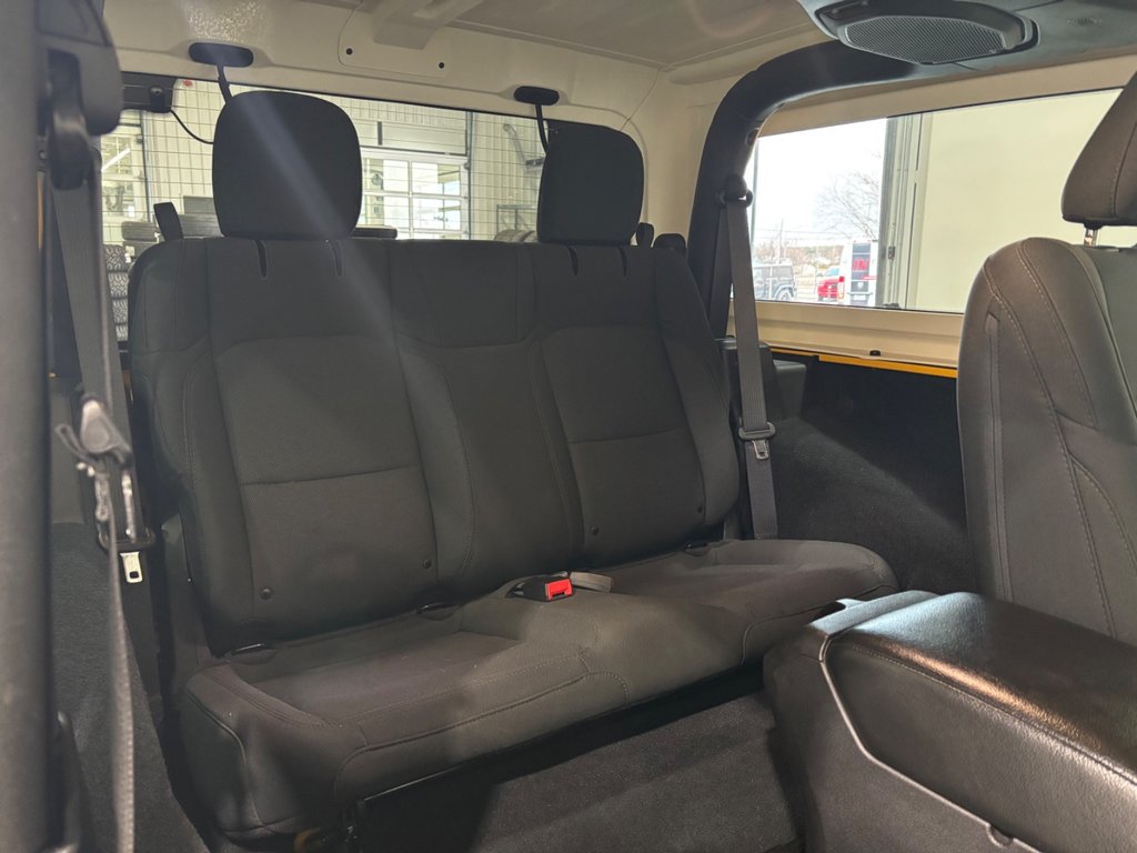 2019 Jeep Wrangler Sport S in Saint-Hyacinthe, Quebec - 11 - w1024h768px
