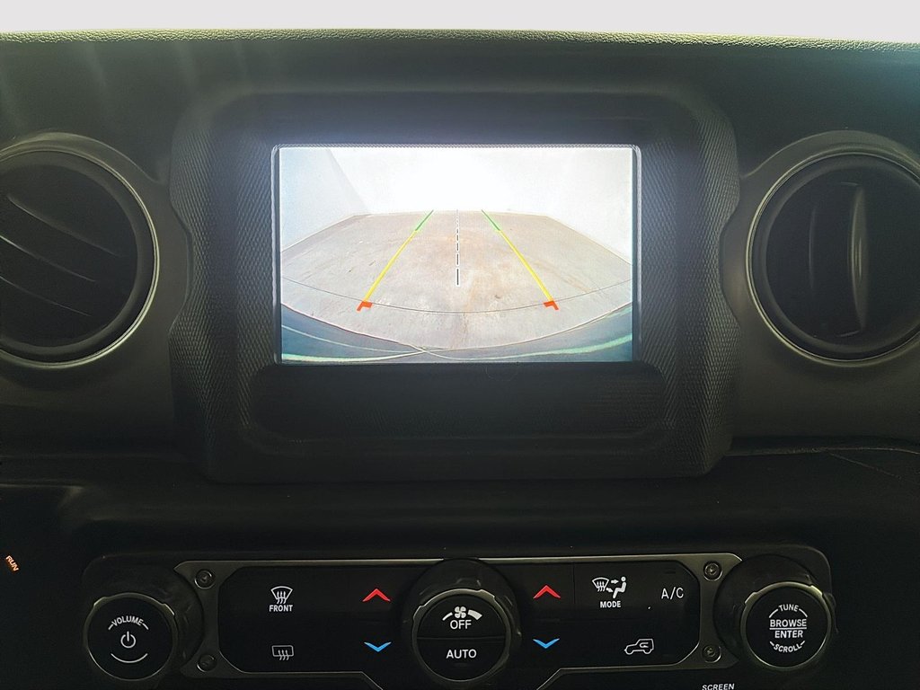 Jeep Wrangler Unlimited Sport 2021 à Saint-Hyacinthe, Québec - 15 - w1024h768px