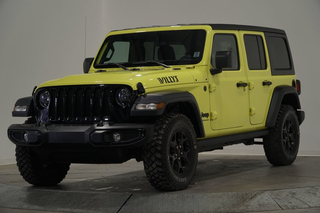 Wrangler Willys 4X4 Toit-Rigide 2023 à Saint-Hyacinthe, Québec - 1 - w1024h768px