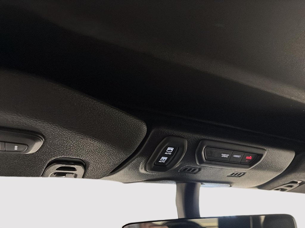 2023 Jeep Wrangler Sahara Altitude in Saint-Hyacinthe, Quebec - 14 - w1024h768px