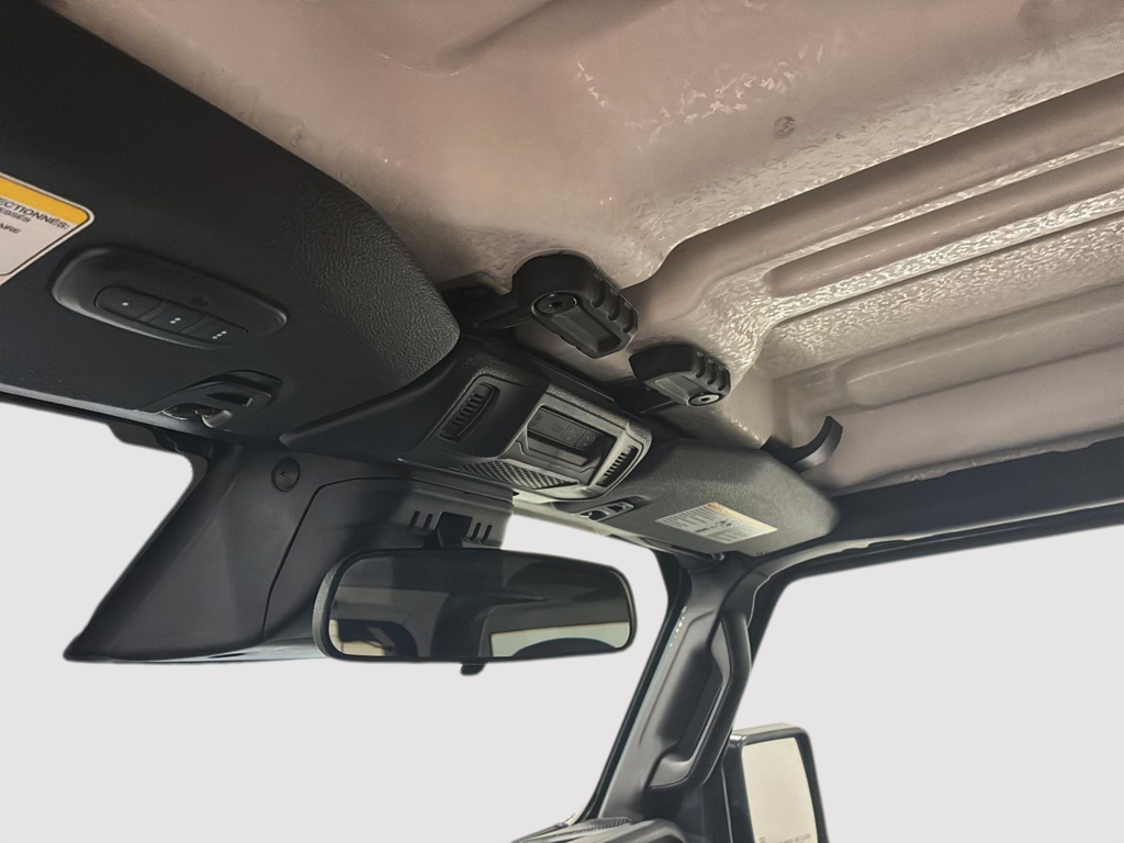 2026 Jeep Wrangler SPORT S in Saint-Hyacinthe, Quebec - 14 - w1024h768px