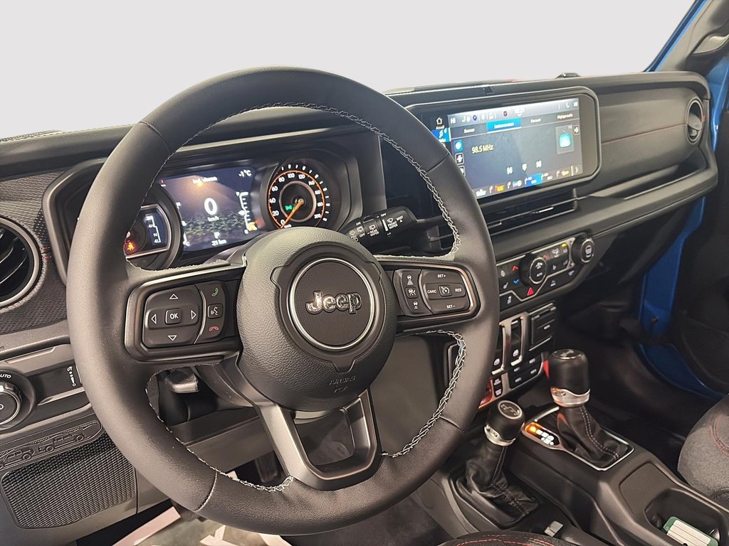Jeep Wrangler RUBICON 2026 à Saint-Hyacinthe, Québec - 9 - w1024h768px