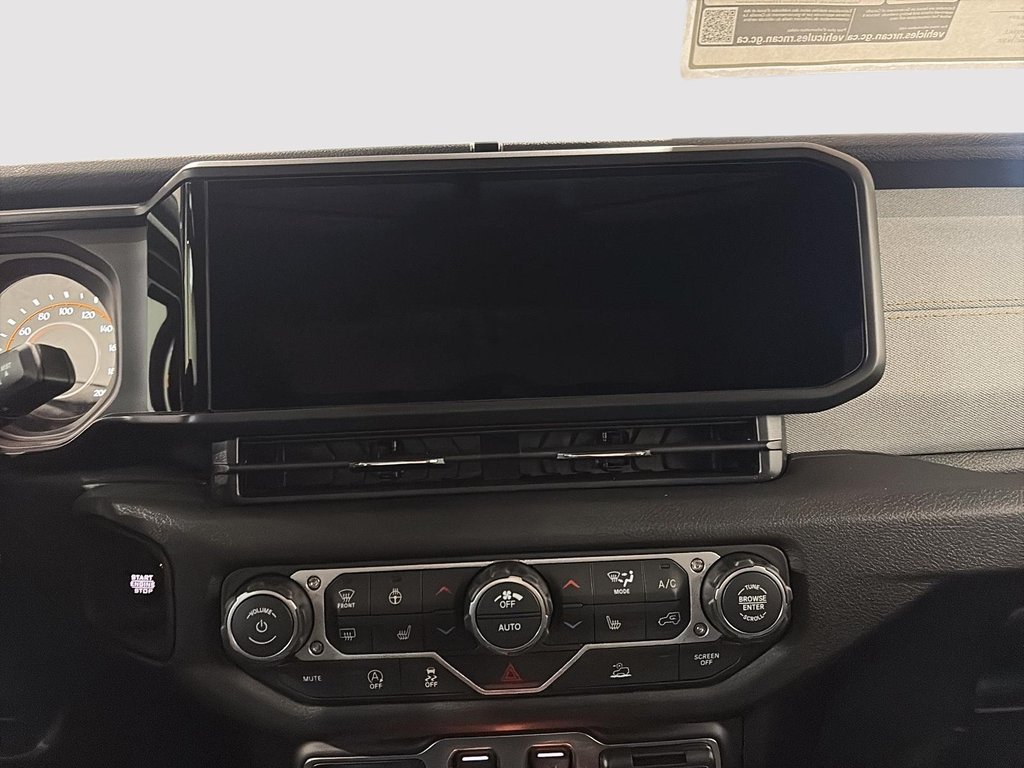 2026 Jeep Wrangler SPORT S in Saint-Hyacinthe, Quebec - 14 - w1024h768px