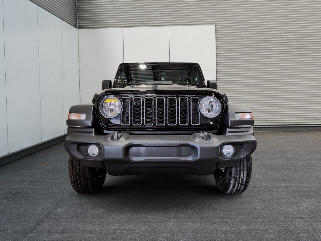 Jeep Wrangler  2026 à Saint-Hyacinthe, Québec - 2 - w1024h768px