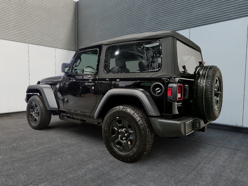 Jeep Wrangler  2026 à Saint-Hyacinthe, Québec - 5 - w1024h768px