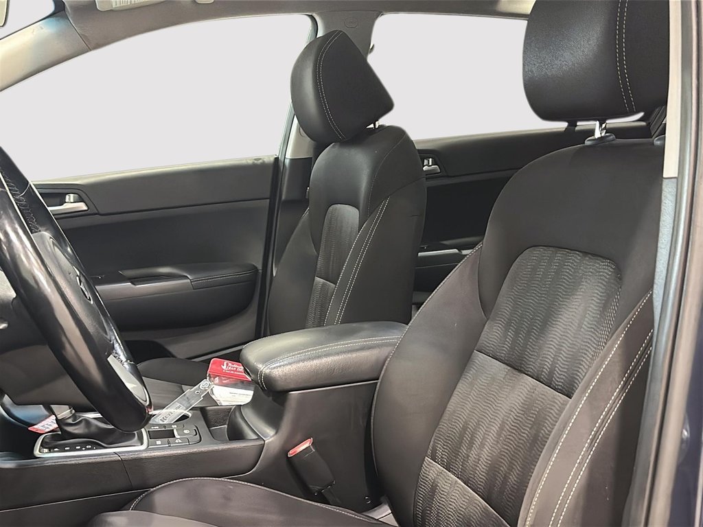 Kia Sportage EX-S AWD 2021 à Saint-Hyacinthe, Québec - 7 - w1024h768px