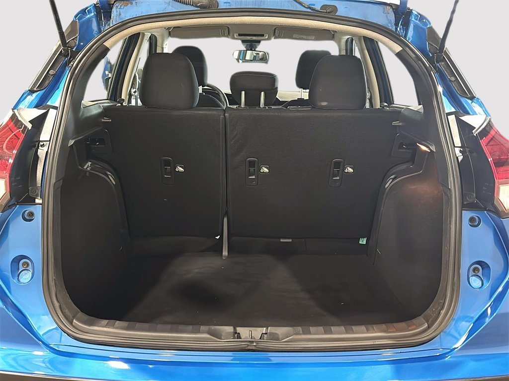 Nissan Kicks SV 2023 à Saint-Hyacinthe, Québec - 5 - w1024h768px