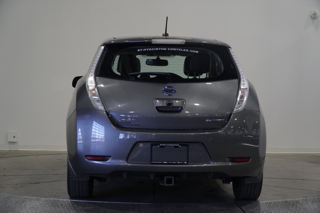 Nissan Leaf  2016 à Saint-Hyacinthe, Québec - 4 - w1024h768px