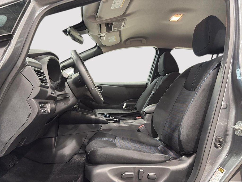 2024 Nissan LEAF SV-7