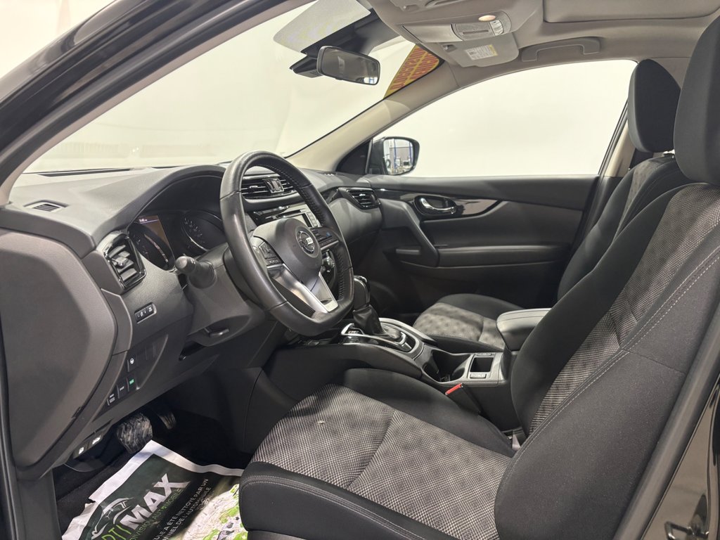 2023 Nissan Qashqai SV AWD in Saint-Hyacinthe, Quebec - 14 - w1024h768px