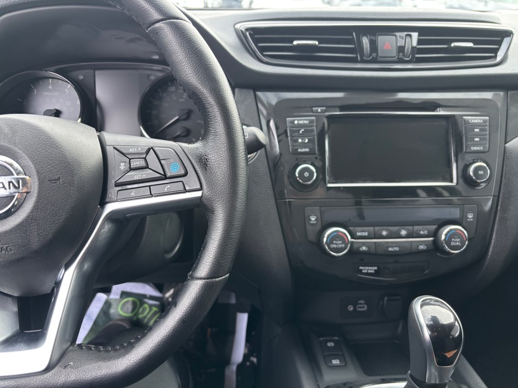 2023 Nissan Qashqai SV AWD in Saint-Hyacinthe, Quebec - 17 - w1024h768px