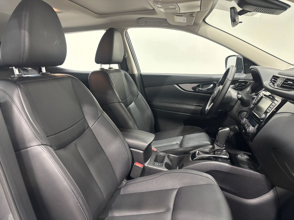 Qashqai SV AWD 2023 à Saint-Hyacinthe, Québec - 9 - w1024h768px