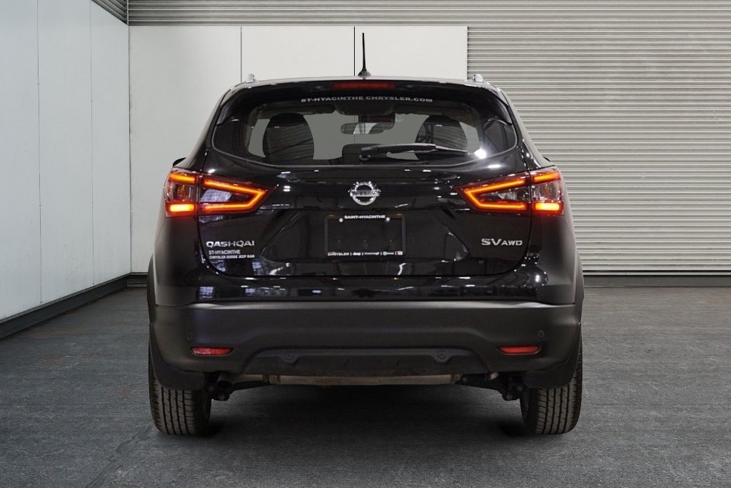 Nissan Qashqai SV AWD TOIT-OUVRANT 2023 à Saint-Hyacinthe, Québec - 5 - w1024h768px