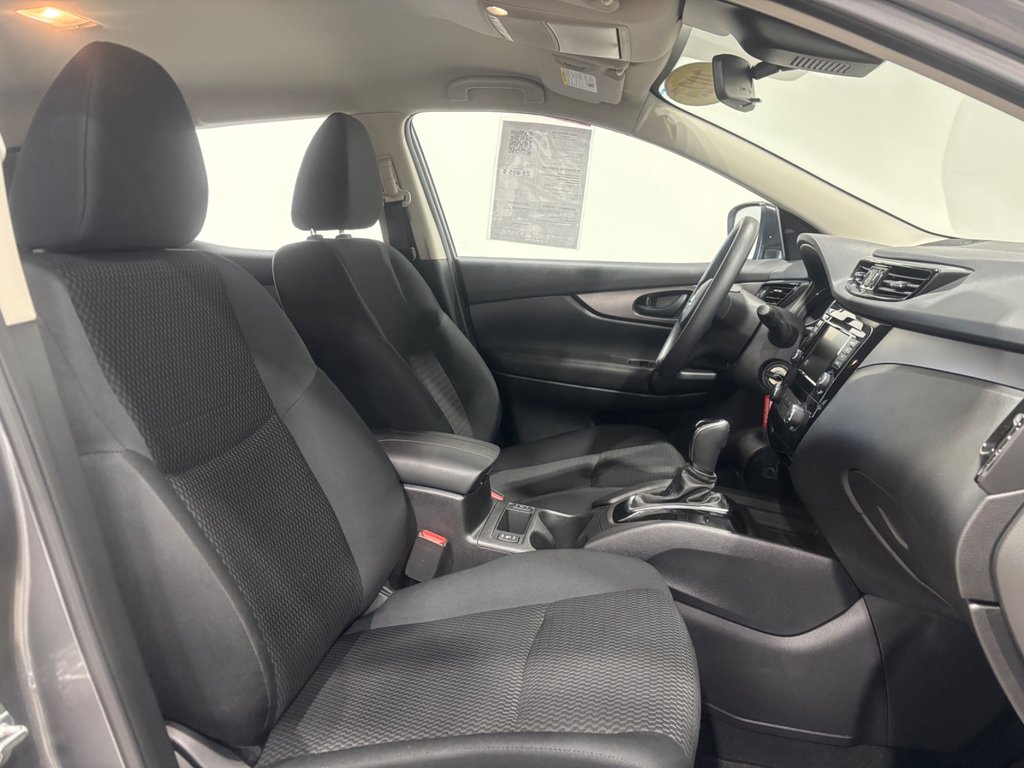 2023 Nissan Qashqai S AWD in Saint-Hyacinthe, Quebec - 9 - w1024h768px