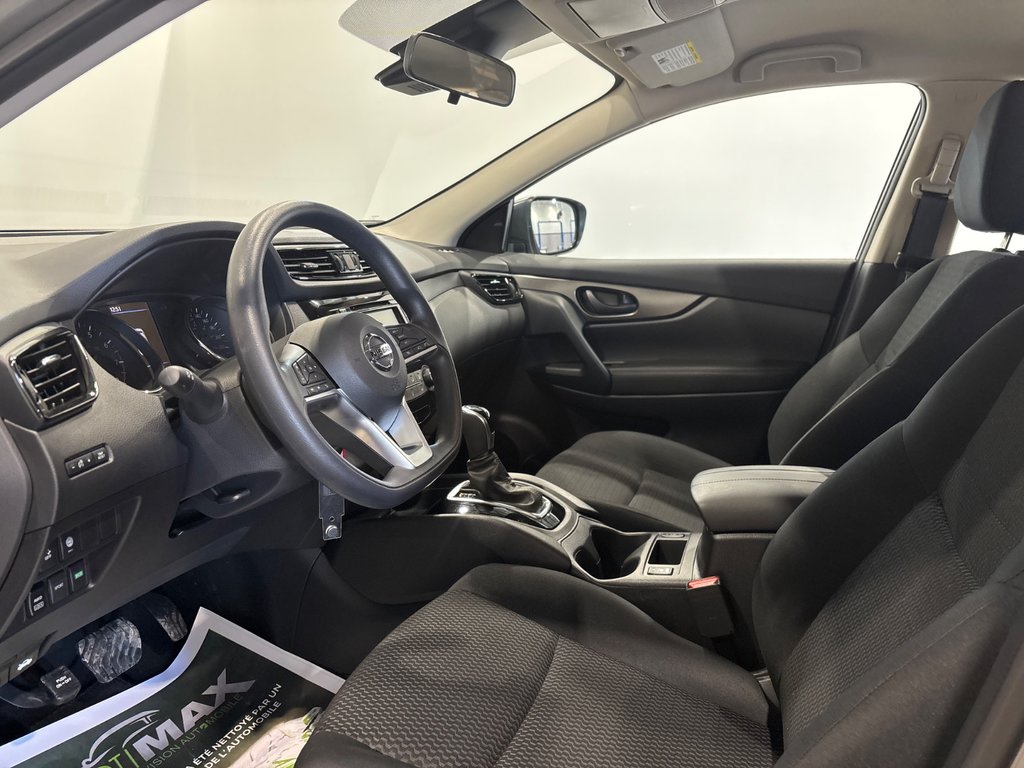 Nissan Qashqai S AWD 2023 à Saint-Hyacinthe, Québec - 14 - w1024h768px