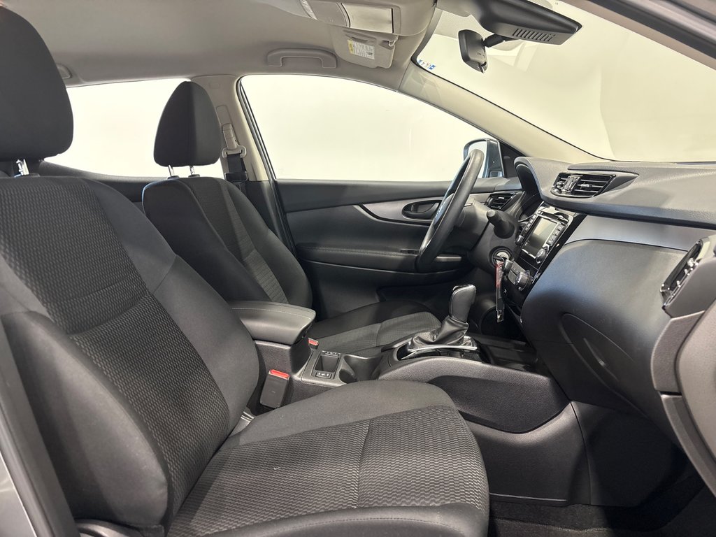 Nissan Qashqai S AWD 2023 à Saint-Hyacinthe, Québec - 9 - w1024h768px