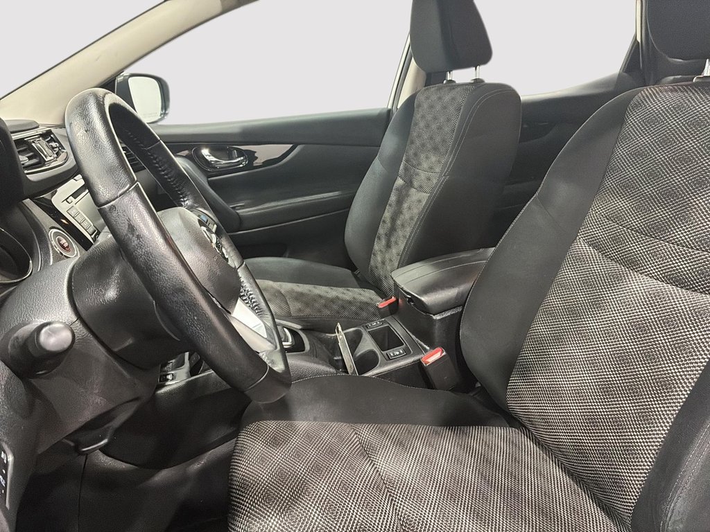 2023 Nissan Qashqai SV AWD in Saint-Hyacinthe, Quebec - 8 - w1024h768px