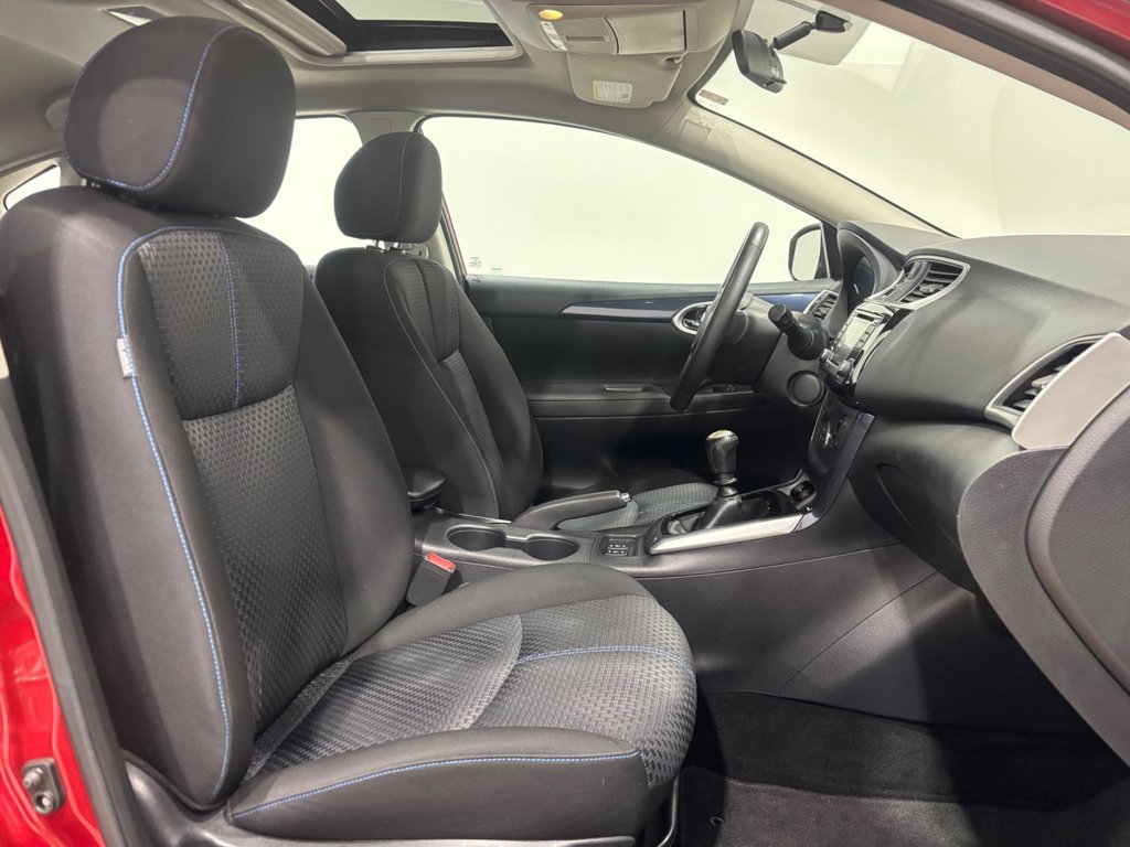 2018 Nissan Sentra SR TURBO MANUELLE in Saint-Hyacinthe, Quebec - 9 - w1024h768px