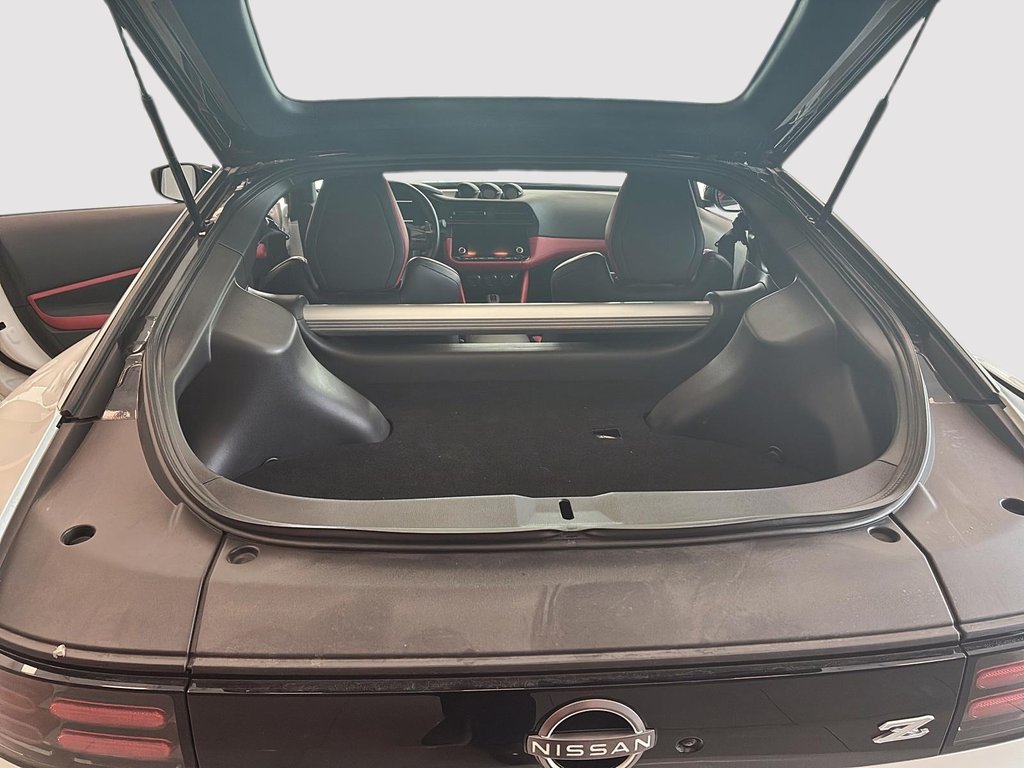 2024 Nissan Z Performance in Saint-Hyacinthe, Quebec - 6 - w1024h768px