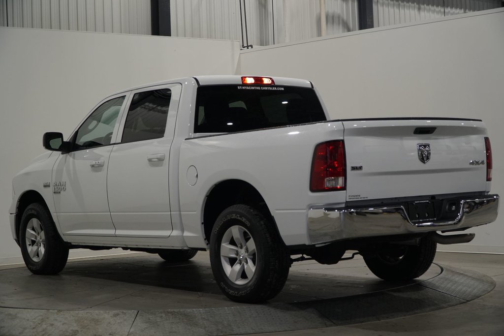 1500 Classic SLT 5.7L V8 CREWCAB 4X4 2022 à Saint-Hyacinthe, Québec - 6 - w1024h768px