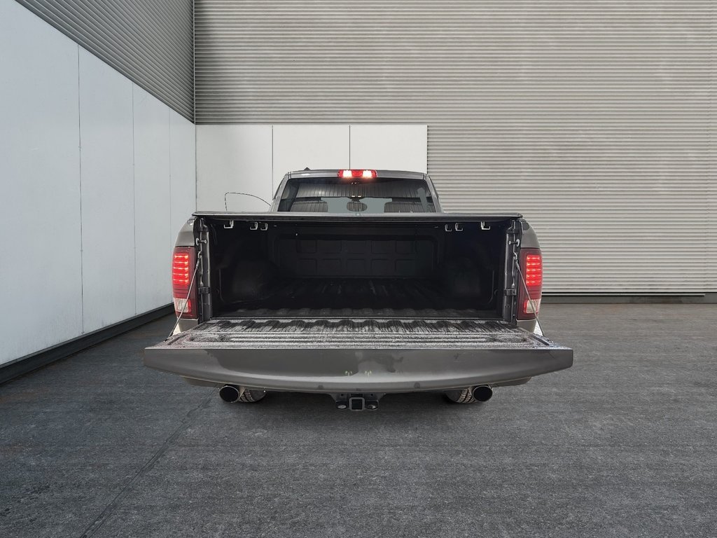 2024 Ram 1500 Classic Warlock in Saint-Hyacinthe, Quebec - 14 - w1024h768px