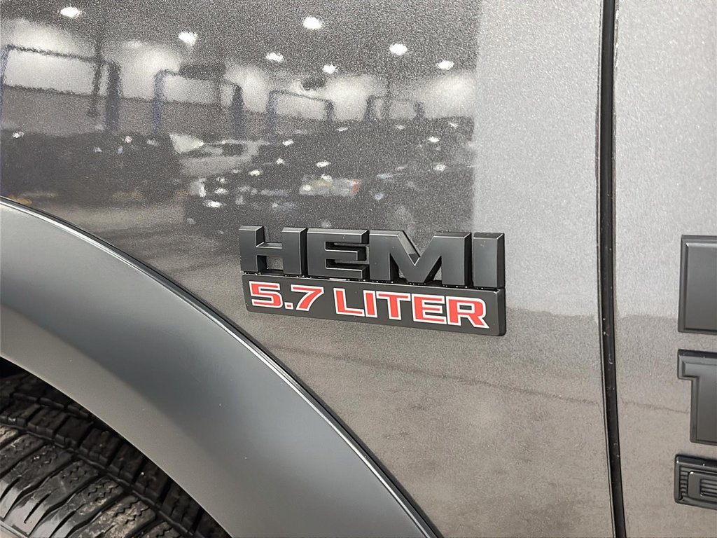 2024 Ram 1500 Classic Warlock in Saint-Hyacinthe, Quebec - 5 - w1024h768px
