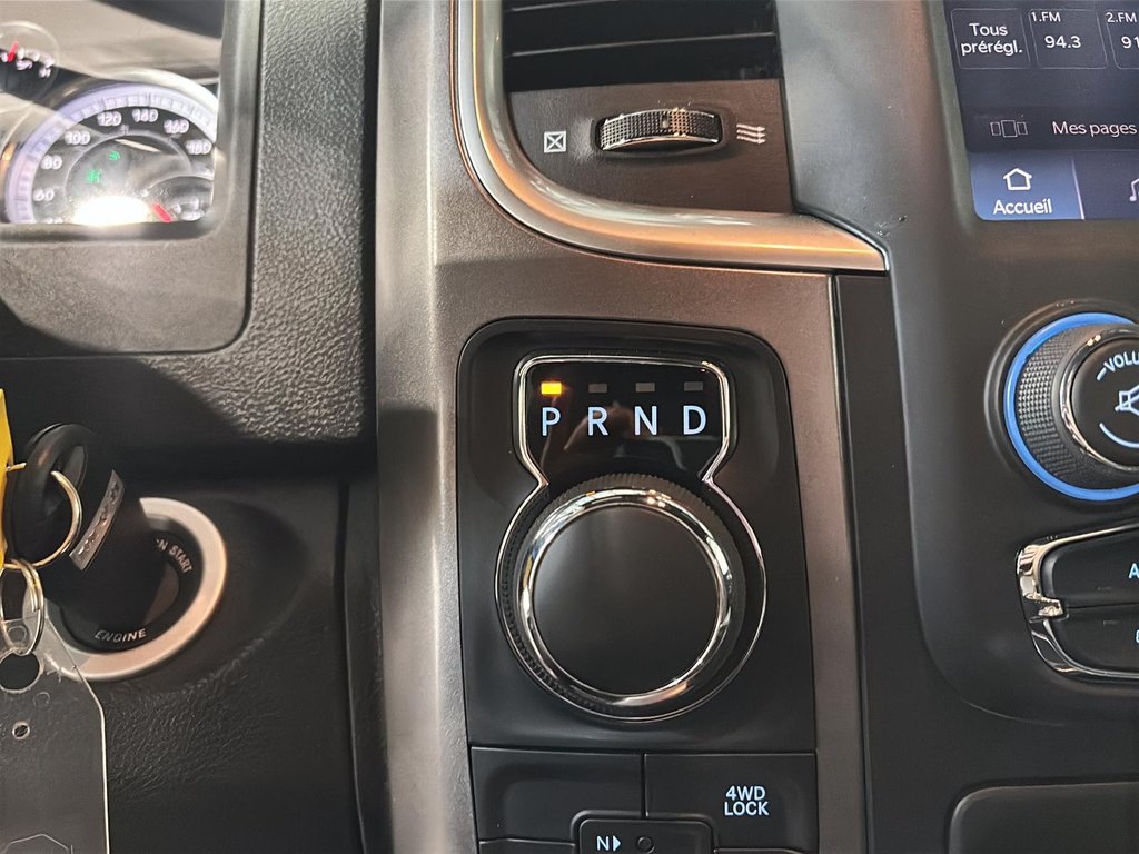 2024 Ram 1500 Classic Warlock in Saint-Hyacinthe, Quebec - 13 - w1024h768px